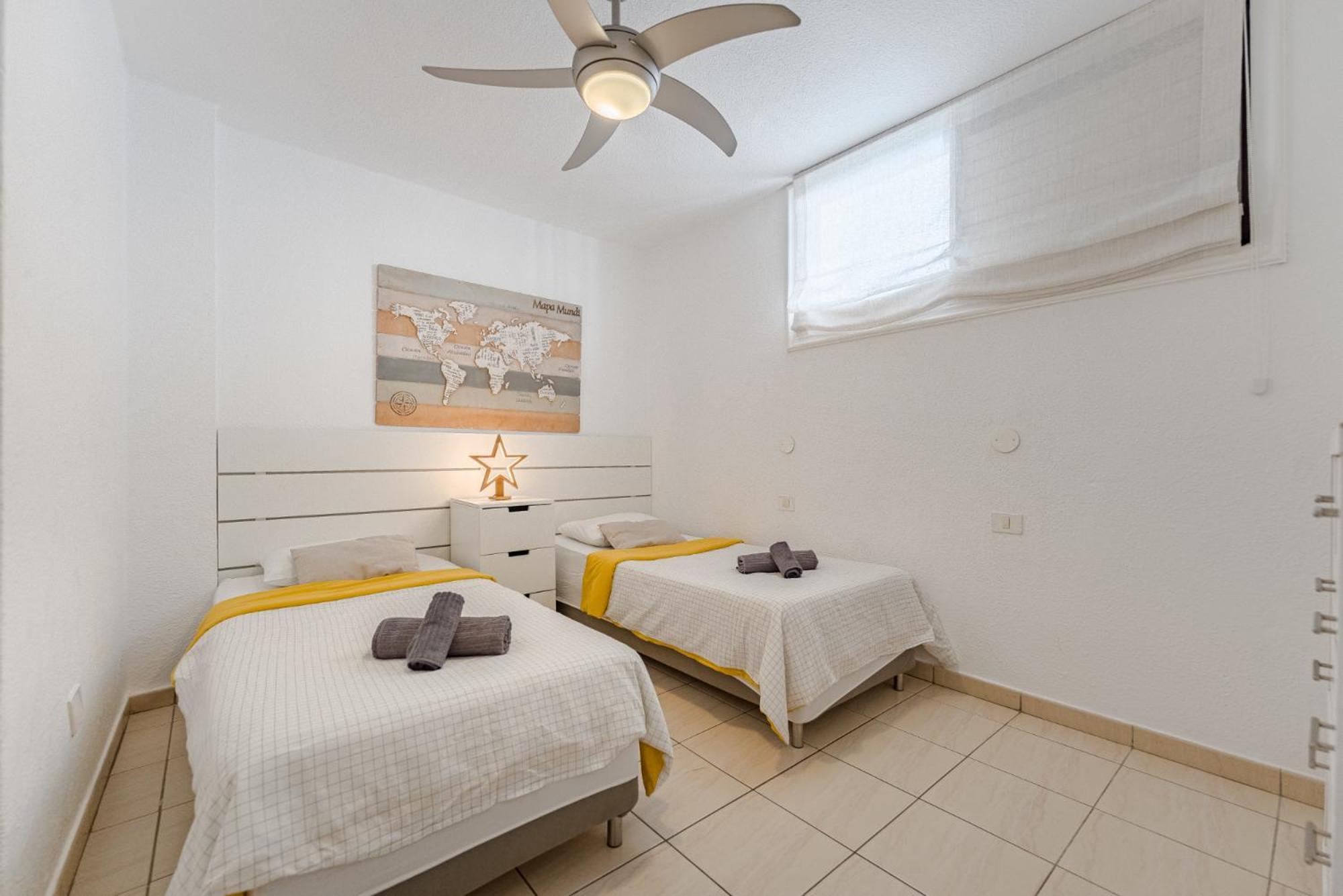 Parque Santiago II Exceptional Duplex With Terrace Apartment Playa de las Americas  Luaran gambar